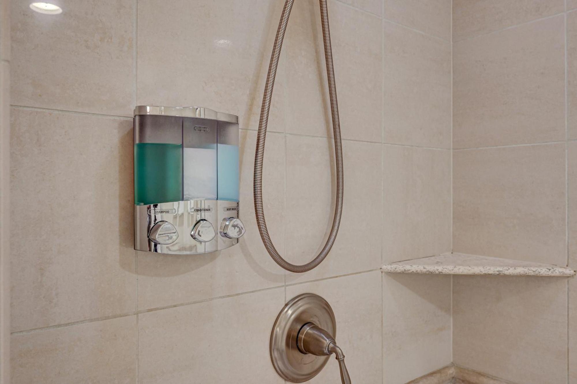 Luxury Studio Mgm Signature, Great Location, Lazy River, No Resort Fees ラスベガス エクステリア 写真